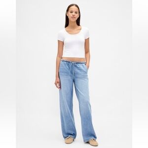 NWT. Gap Low Rise UltraSoft Easy '90s Loose Jeans